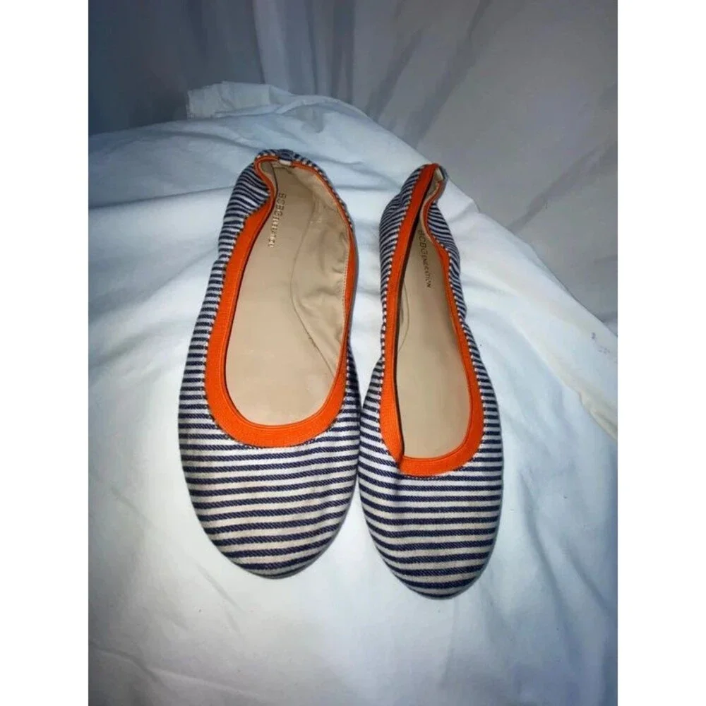 BCBGeneration size 9 M Navy White Striped Ballet Flats Orange Trim Nautical